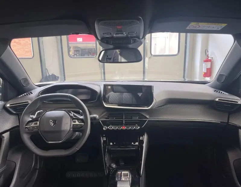 Peugeot 2008 nuova a Ferrara (7)