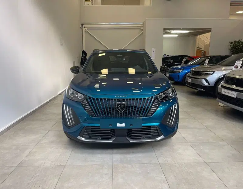 Peugeot 2008 nuova a Ferrara (3)