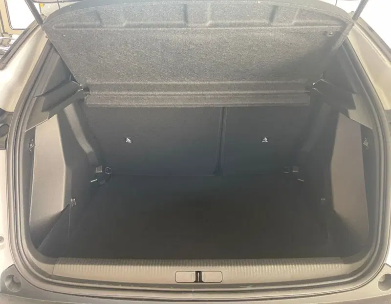 Peugeot 2008 nuova a Ferrara (10)