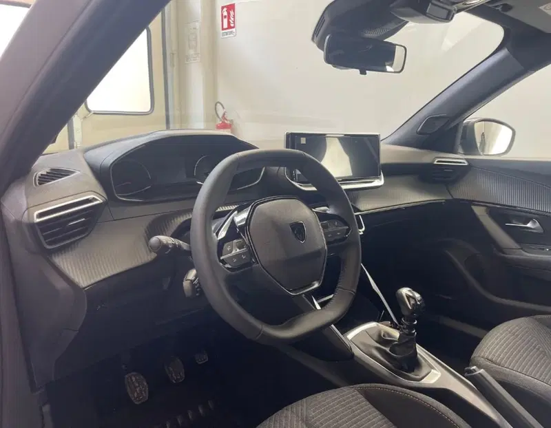 Peugeot 2008 nuova a Ferrara (11)