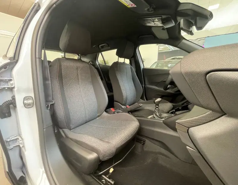 Peugeot 2008 nuova a Ferrara (5)