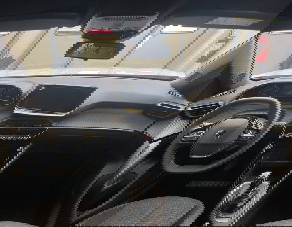 Peugeot 2008 nuova a Ferrara (7)