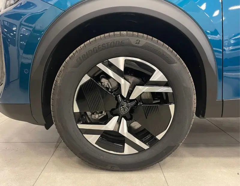 Peugeot 2008 nuova a Ferrara (14)
