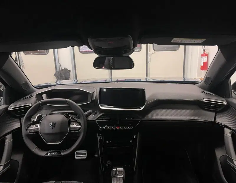 Peugeot 2008 nuova a Ferrara (7)