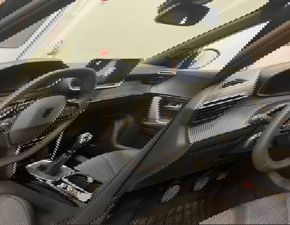 Peugeot 2008 nuova a Ferrara (11)