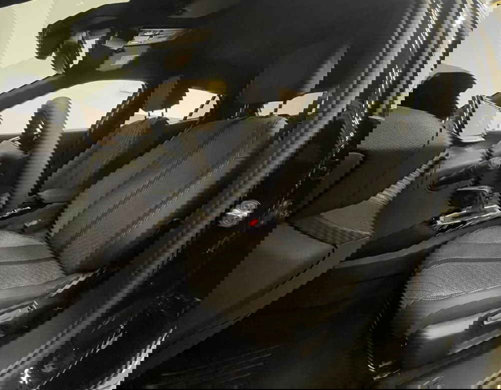 Peugeot 2008 nuova a Ferrara (12)