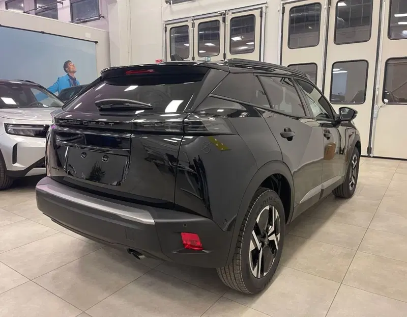Peugeot 2008 nuova a Ferrara (17)