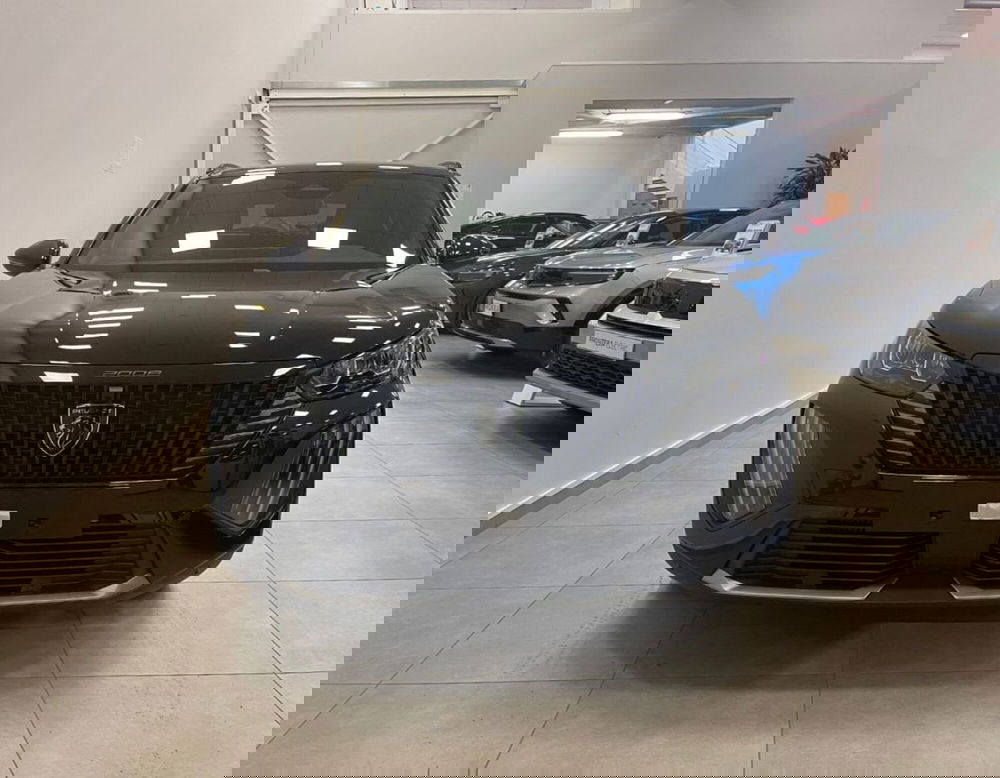 Peugeot 2008 nuova a Ferrara (3)