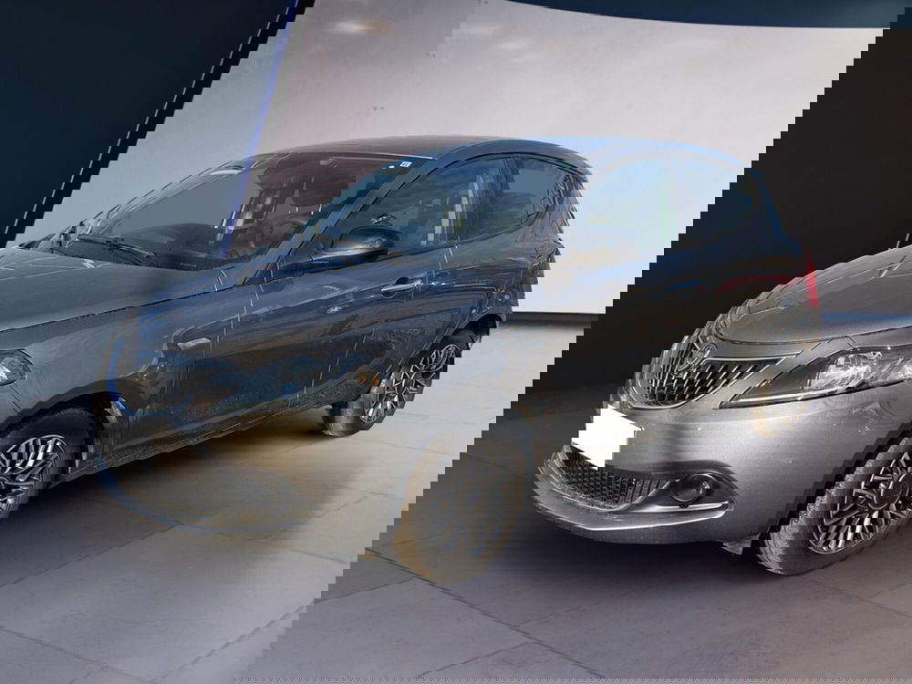 Lancia Ypsilon usata a Torino (2)