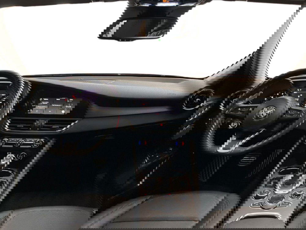 Alfa Romeo Giulia usata a Torino (10)