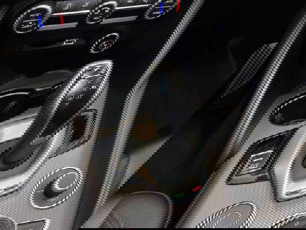 Alfa Romeo Giulia usata a Torino (13)