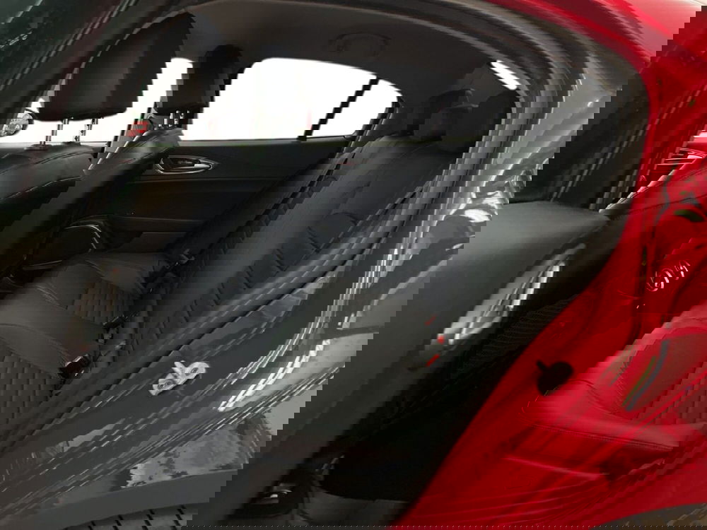 Alfa Romeo Giulia usata a Torino (8)