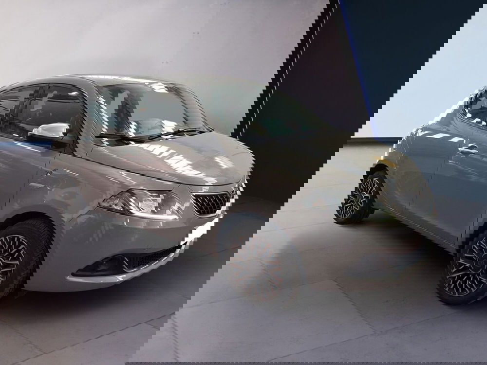 Lancia Ypsilon usata a Torino (3)