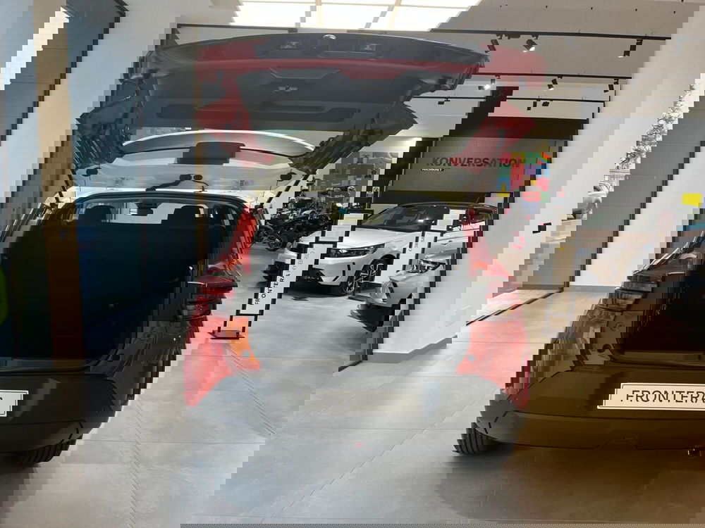 Opel Frontera nuova a Milano (9)