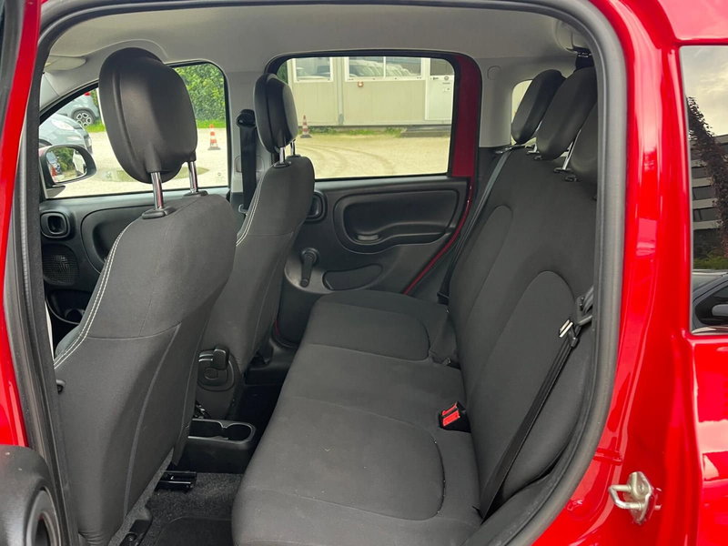 Fiat Panda Cross usata a Milano (15)
