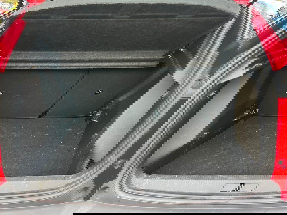 Peugeot 2008 usata a Milano (10)