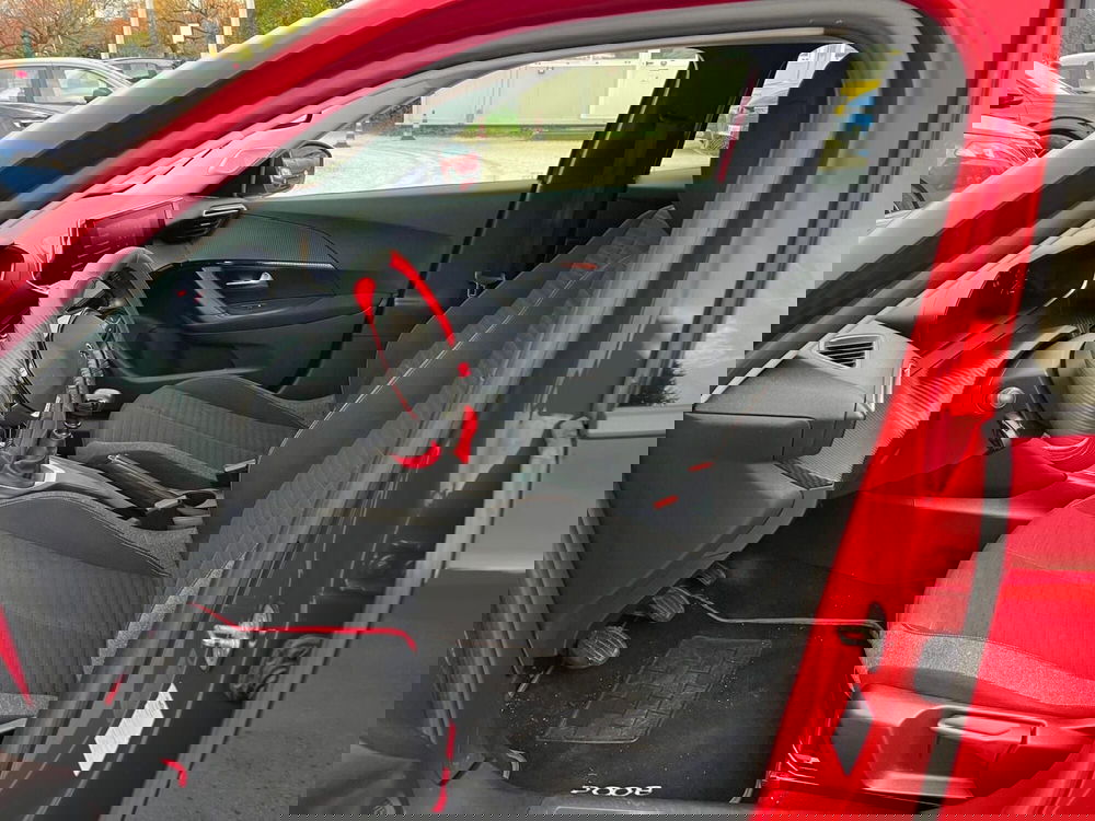 Peugeot 2008 usata a Milano (11)