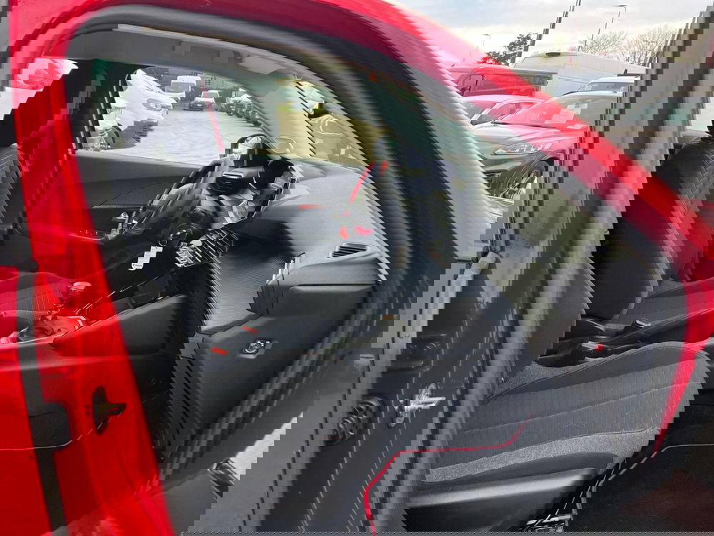 Peugeot 2008 usata a Milano (12)