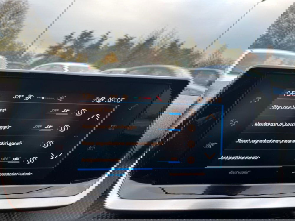 Peugeot 2008 usata a Milano (16)