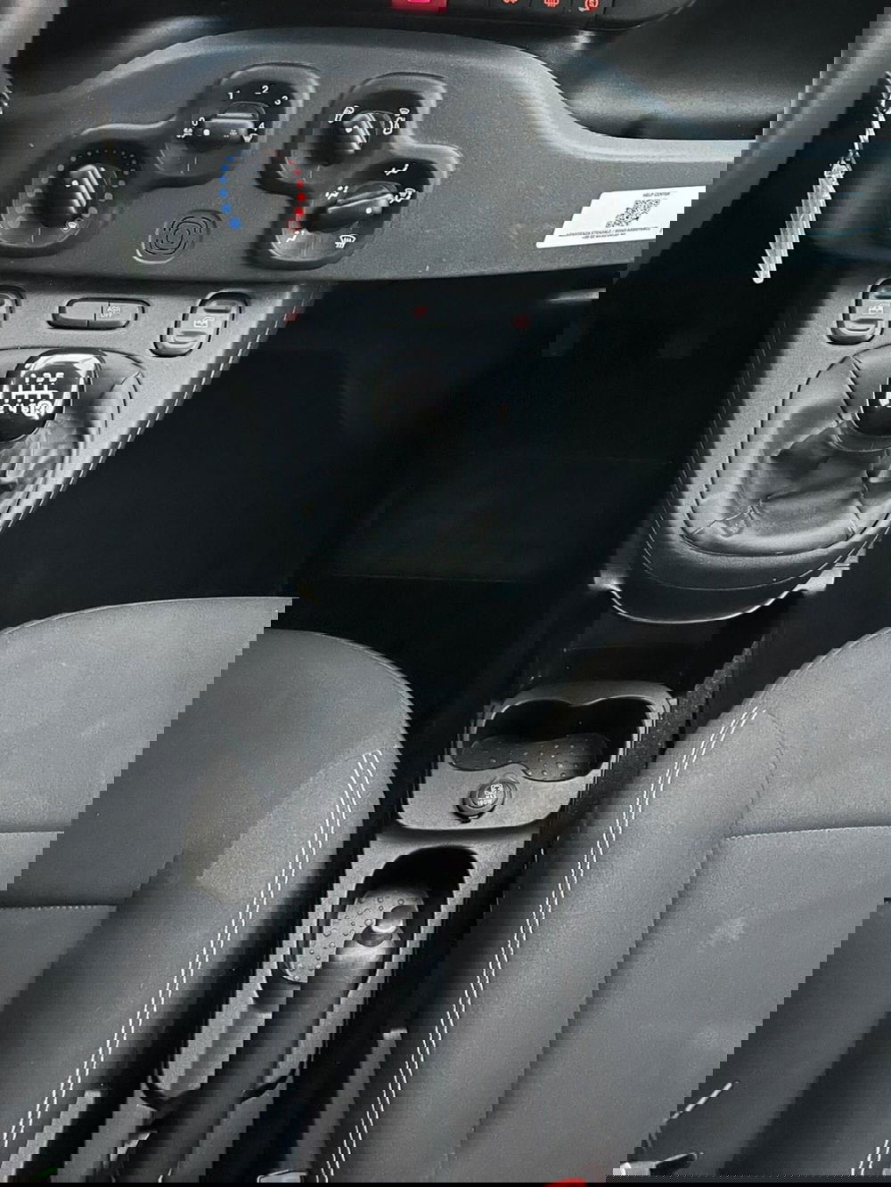 Fiat Panda Cross usata a Milano (17)