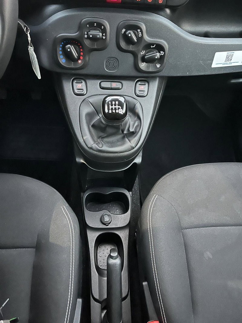 Fiat Panda Cross usata a Milano (17)