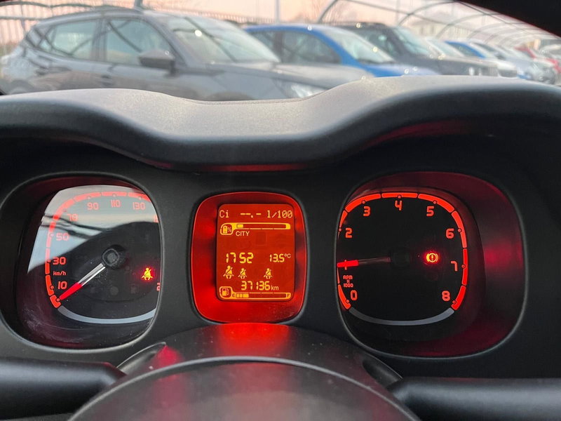 Fiat Panda Cross usata a Milano (18)