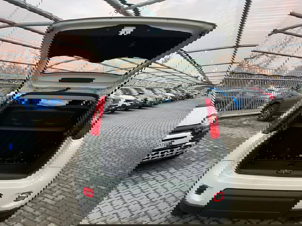 Fiat Panda Cross usata a Milano (9)