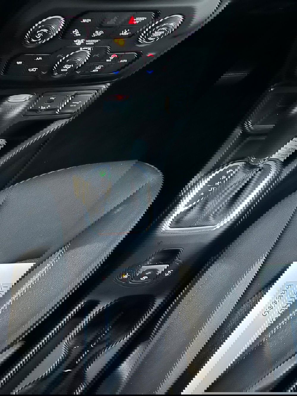 Jeep Renegade usata a Milano (17)