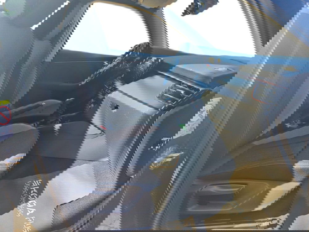 Skoda Kamiq nuova a Prato (13)