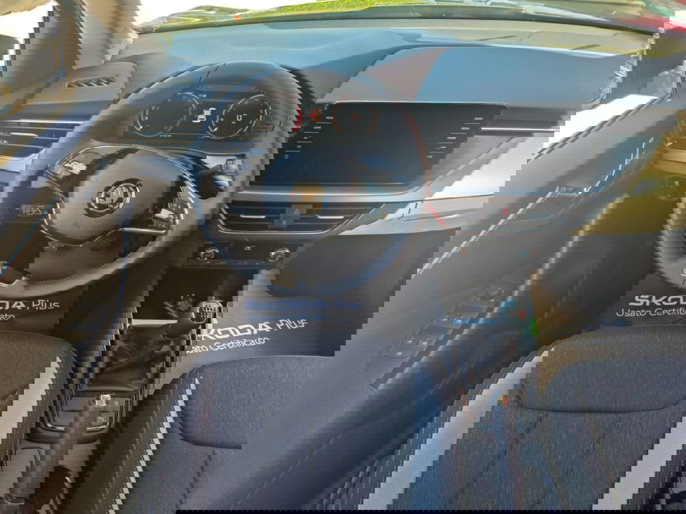 Skoda Kamiq nuova a Prato (8)