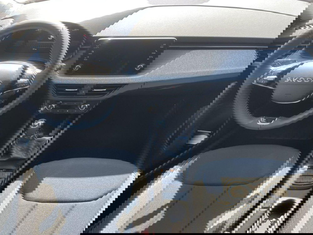 Skoda Kamiq nuova a Prato (9)