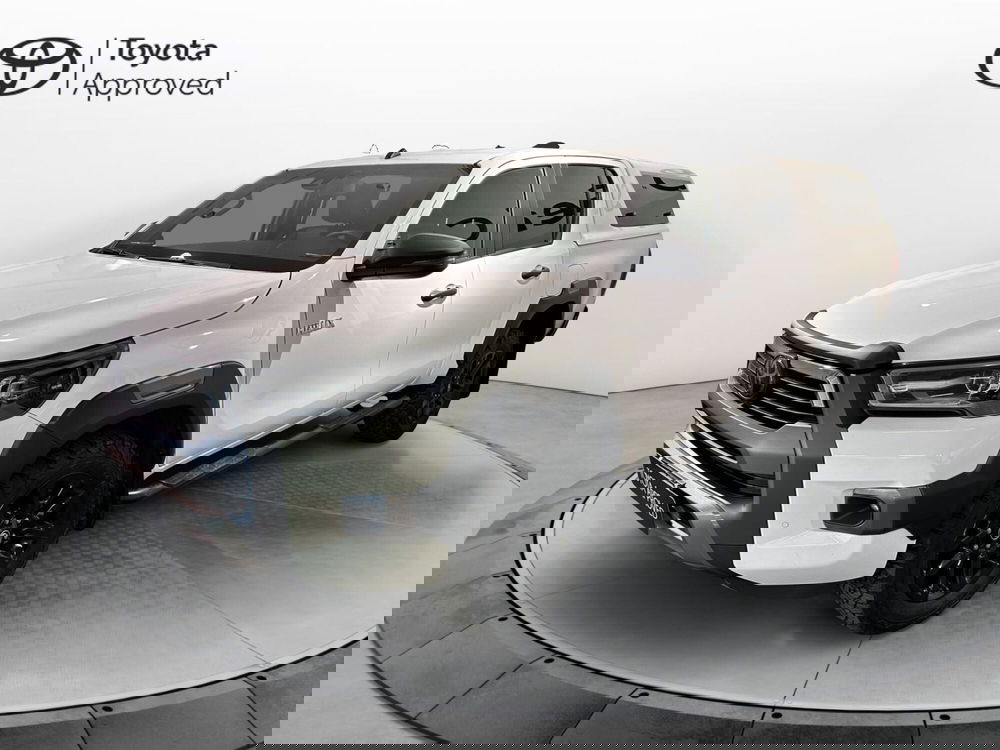 Toyota Hilux usata a Milano