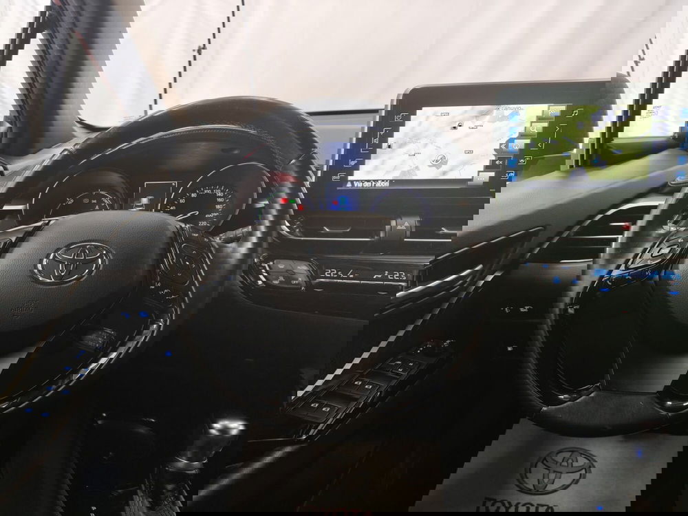 Toyota Toyota C-HR usata a Roma (15)