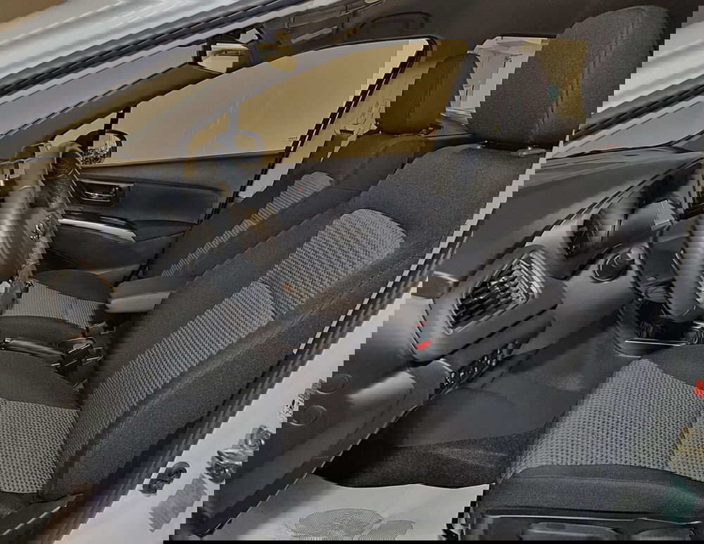 Suzuki S-Cross usata a Pavia (6)