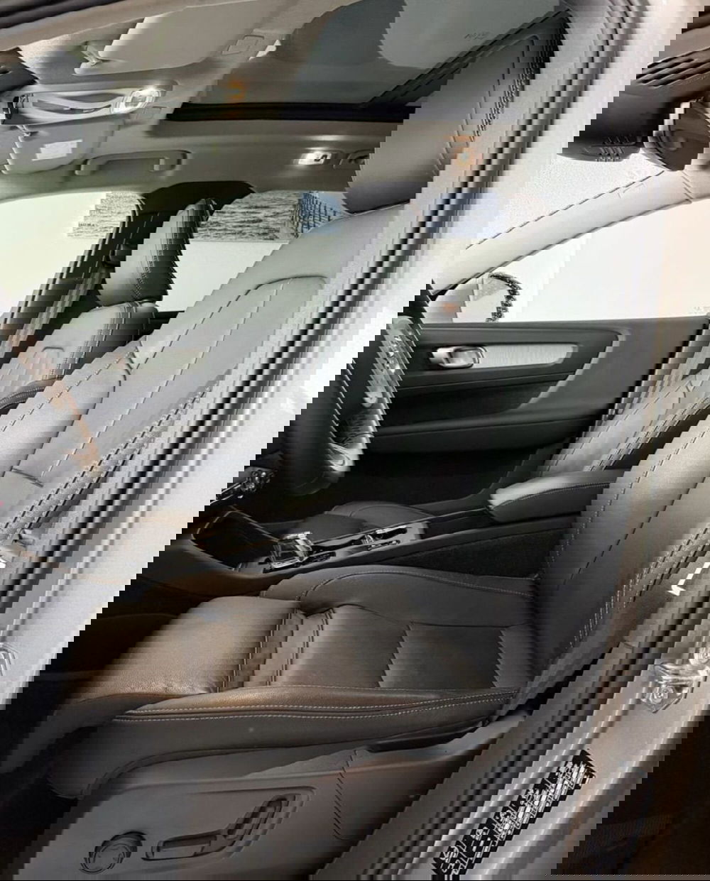 Volvo XC40 usata a Parma (5)