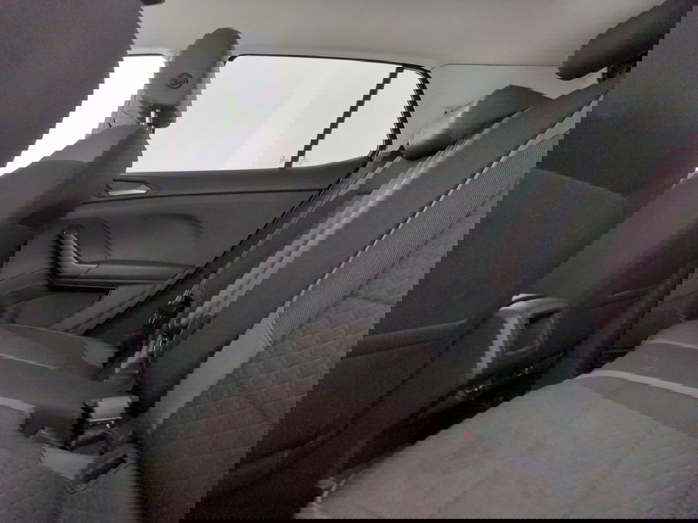 Volkswagen T-Cross usata a Roma (11)