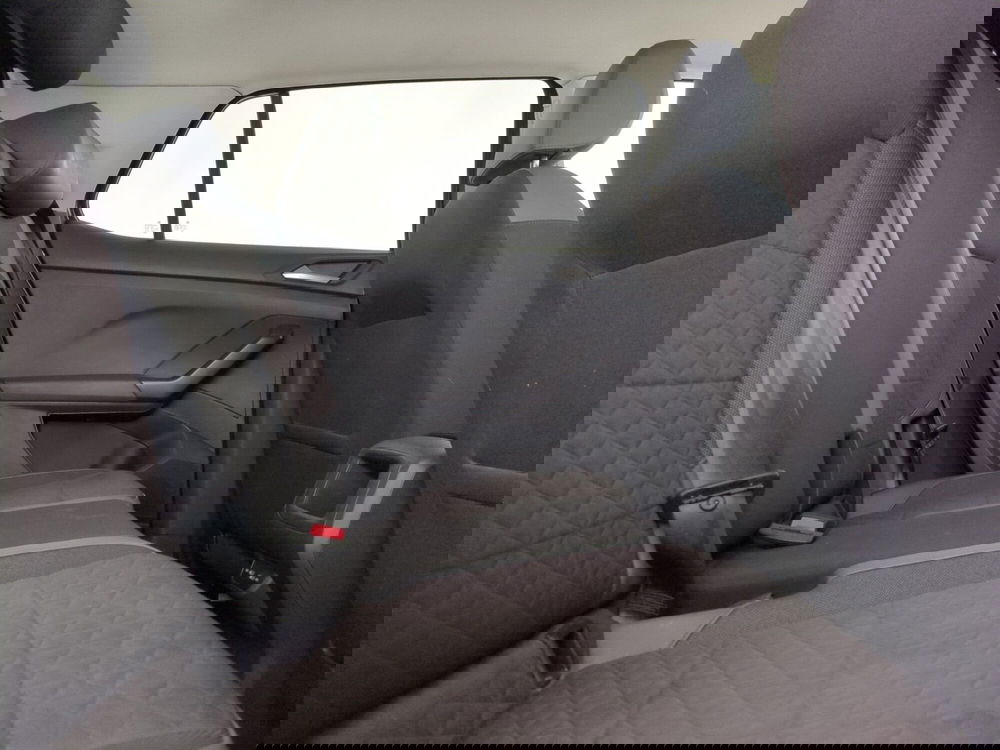 Volkswagen T-Cross usata a Roma (12)