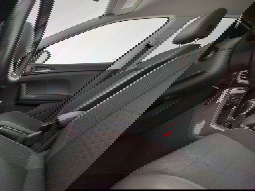 Volkswagen T-Cross usata a Roma (6)