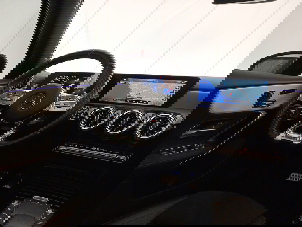 Mercedes-Benz Classe A Sedan usata a Bari (10)