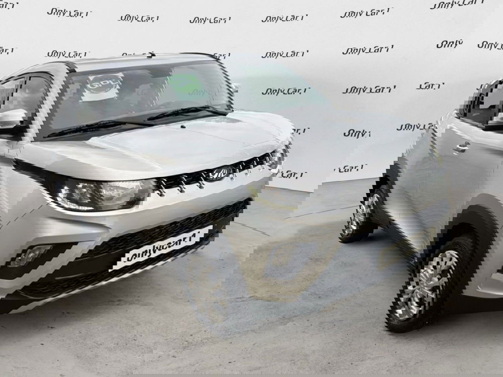 Mahindra KUV100 usata a Ferrara