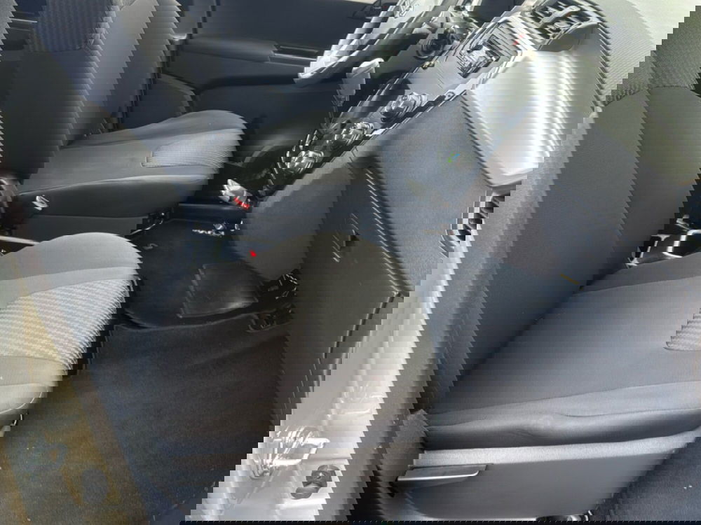 Mahindra KUV100 usata a Ferrara (12)