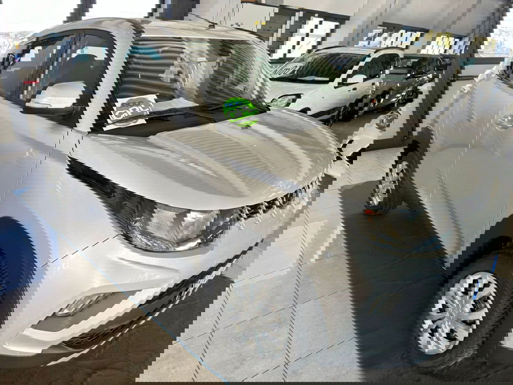 Mahindra KUV100 usata a Ferrara