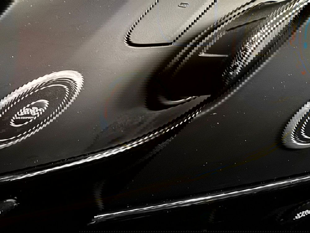 Mahindra KUV100 usata a Ferrara (13)