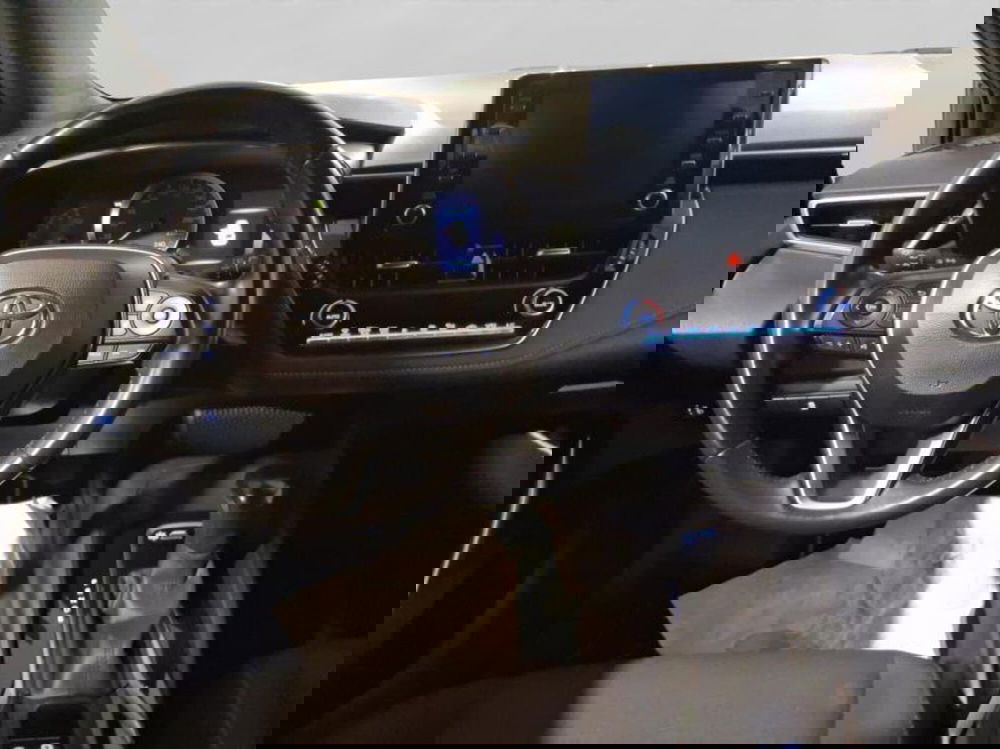 Toyota Corolla Touring Sports usata a Genova (11)