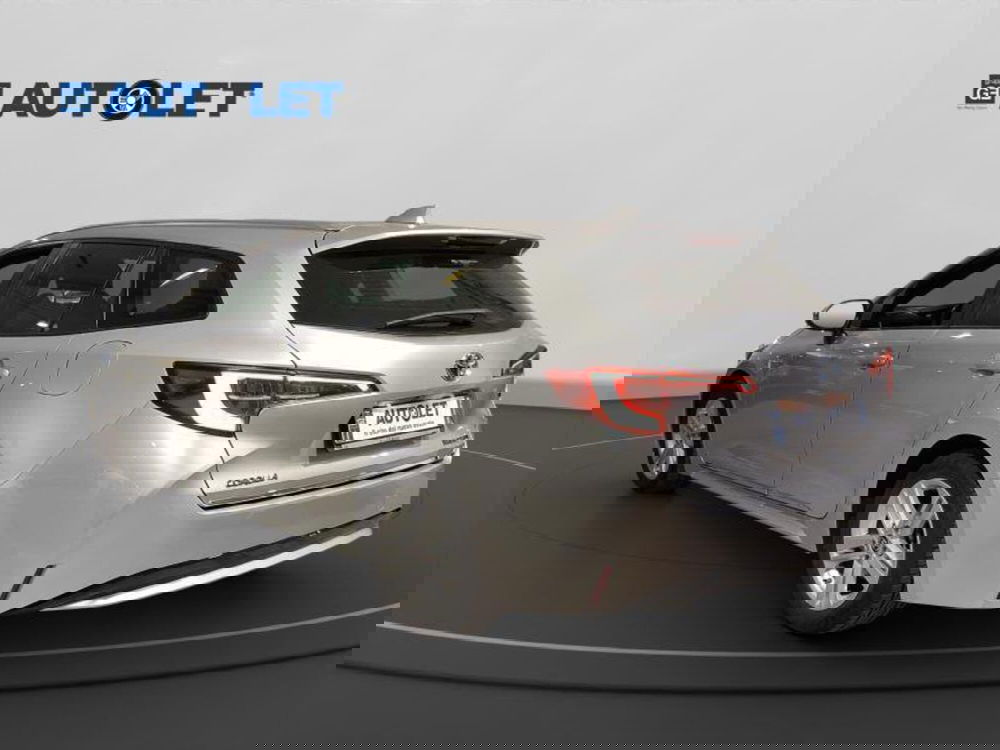 Toyota Corolla Touring Sports usata a Genova (8)