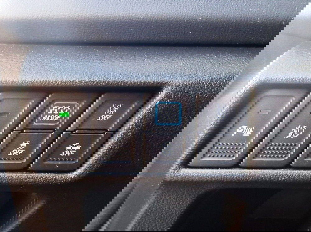 Suzuki S-Cross usata a Milano (14)