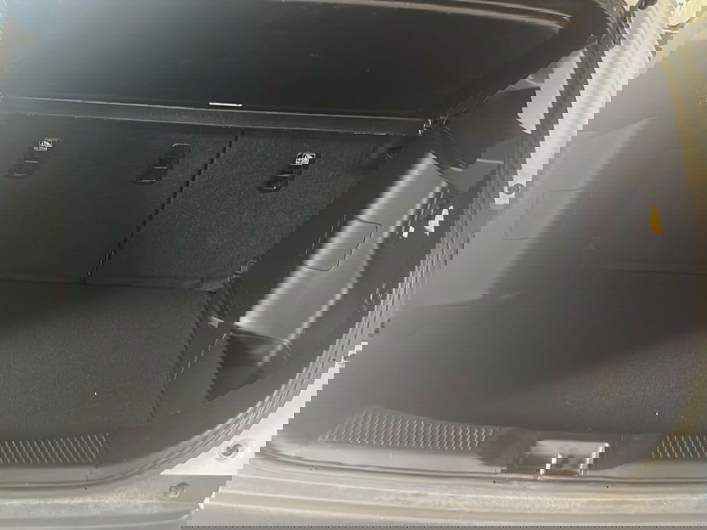 Suzuki S-Cross nuova a Vercelli (10)