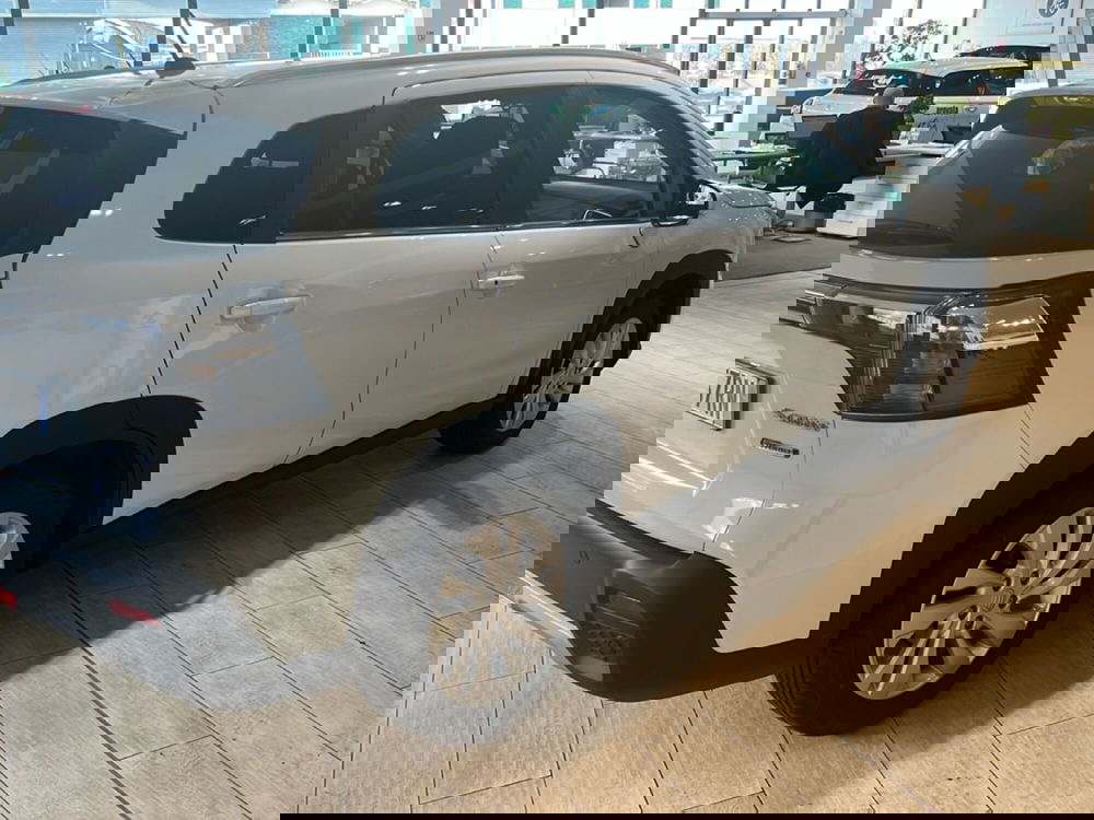 Suzuki S-Cross nuova a Vercelli (7)