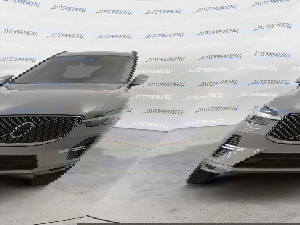 Volvo XC60 nuova a Como (2)