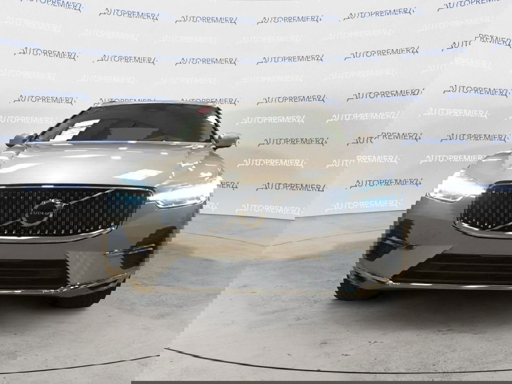 Volvo XC60 nuova a Como (2)